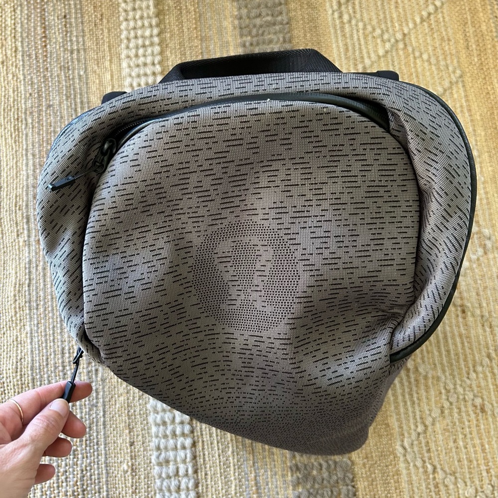 Lululemon Backpack - Picture 2 of 7